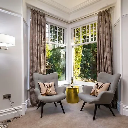 The Firs * Bowness-on-Windermere